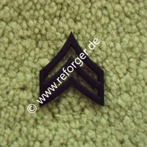 Anstecker Dienstgrad Sergeant (SGT) Subdued Schwarz Brüniert Original US Army