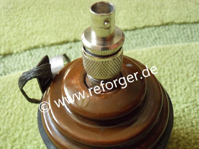 UG-273/U Coaxial Adapter montiert an Antenna Base AB-15/GR
