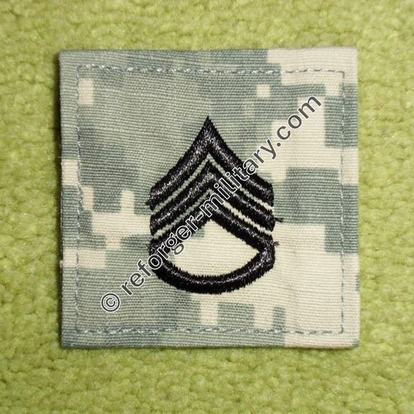Staff Sergeant (SSG) für ACU-Uniformen im UCP (Universal Camouflage Pattern) oder AT-Digital mit Velcro