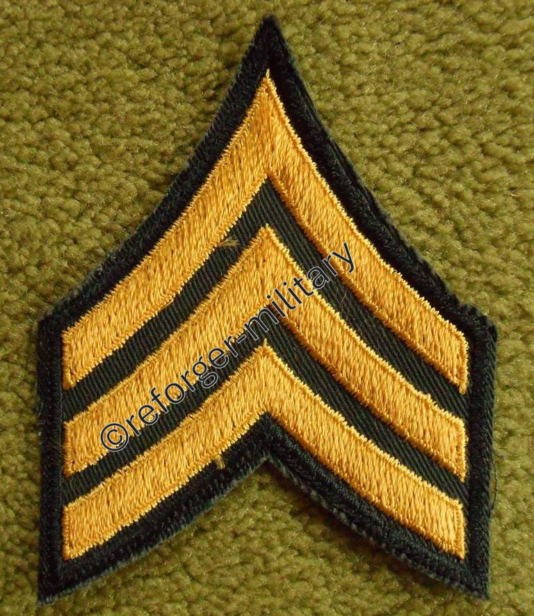 Army Dress Green Chevron Gold auf Oliv Sergeant