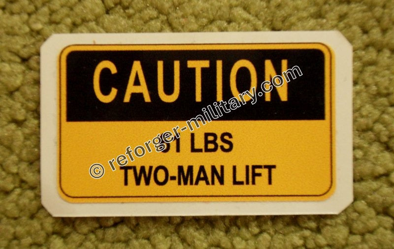 Two Man Lift Warnaufklebers für das RT-524 Funkgerät.