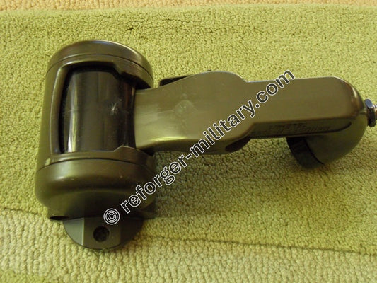 Detailansicht der Halterung für Bundeswehr Funk‑Handapparate, Modell HH‑425