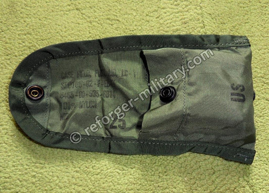 Detailansicht der der US Army Case Field LC1 Pouch mit Stempel.