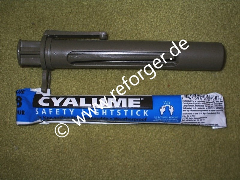 Halterung für Cyalume US Army Leuchtstab