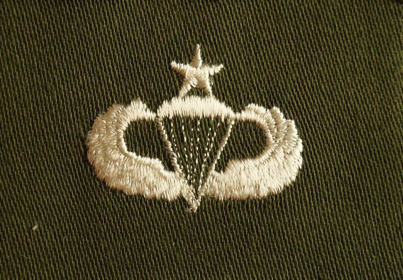 Army Senior Parachutist Jump Wings Cloth Badge