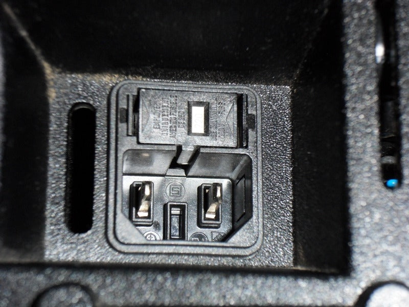 Motorola Saber Charger