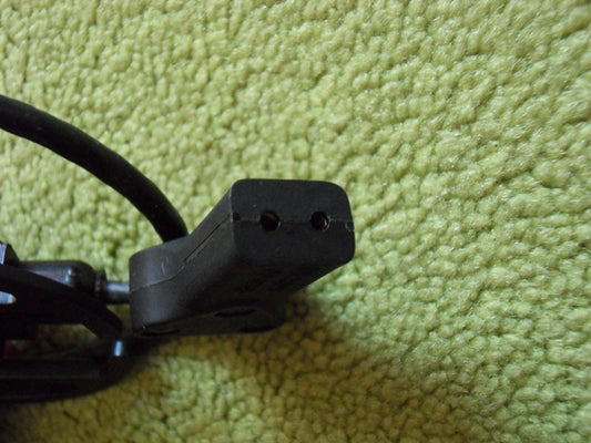 Edgewood 5-1-3339 Mikrofon – Detailaufnahme des Anschlusssteckers