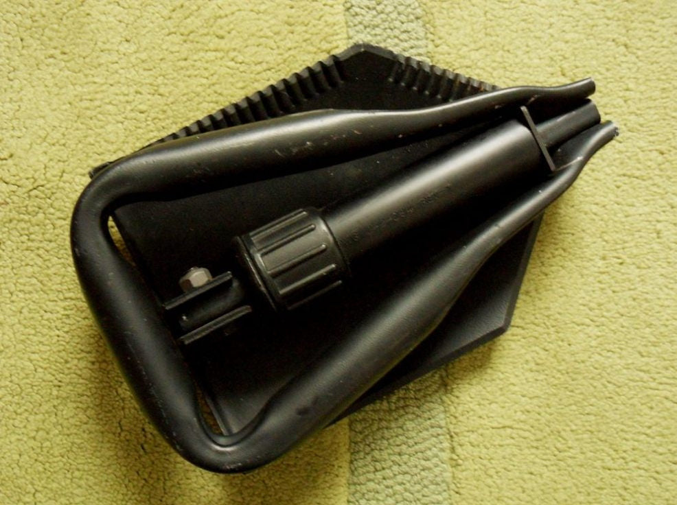 US Army Klappspaten zusammengefaltet