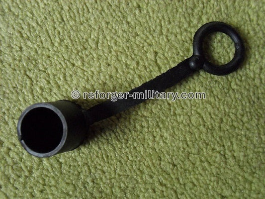 AB-15/GR US Military Antenna Base Dust Cap