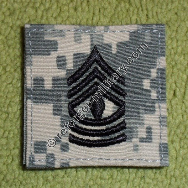 Dienstgradabzeichen 1st Sergeant – US Army ACU AT-Digital Tarnmuster