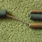 Nahaufnahme der faltbaren Steckelemente der AS-4266A Funk-Antenne.