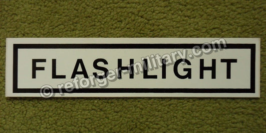 Militär Aufkleber Taschenlampen-Halter (Flashlight Holder) für US Army M151 MUTT und HMMWV M998.