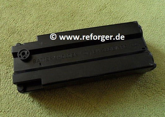 Batteriehalter für PRC-77 Funkgerät von oben mit 10x D-Mono 1,5 Volt Batterien – stabile Energiequelle für den mobilen Einsatz
