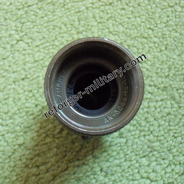 Detailansicht Amphenol MIL-Spec Backshell – Kabeladapter für militärische Steckverbindungen