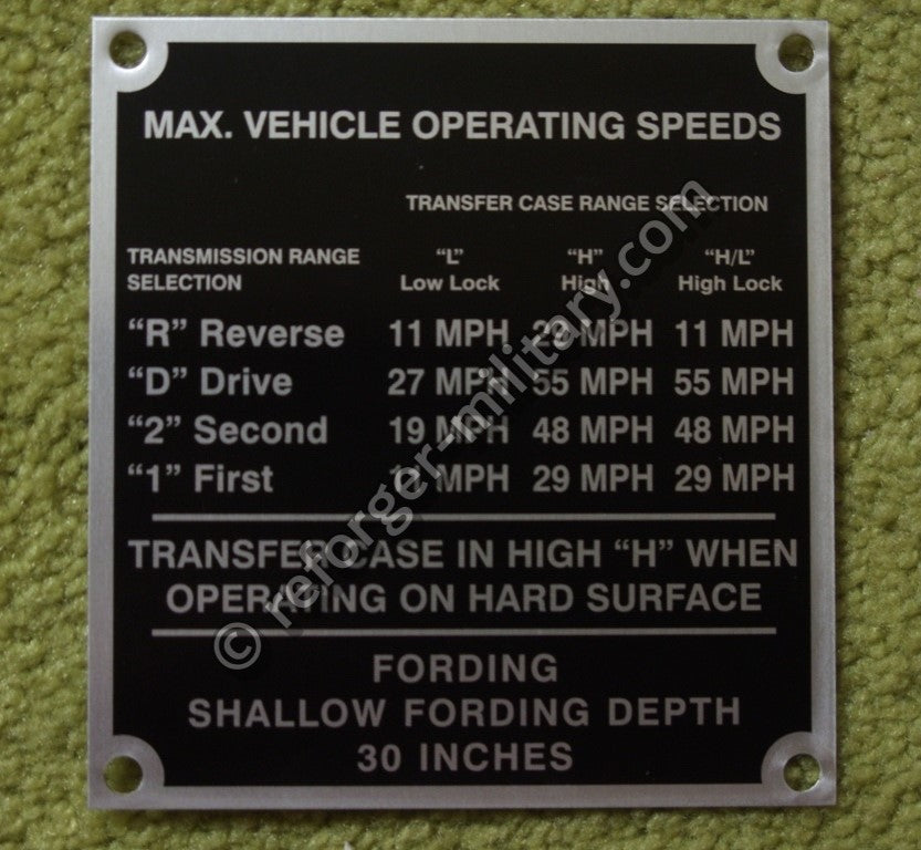 HMMWV M998 Data-Plate für Höchstgeschwindigkeiten je nach Getriebestufe (Transfer Case Range Selection).