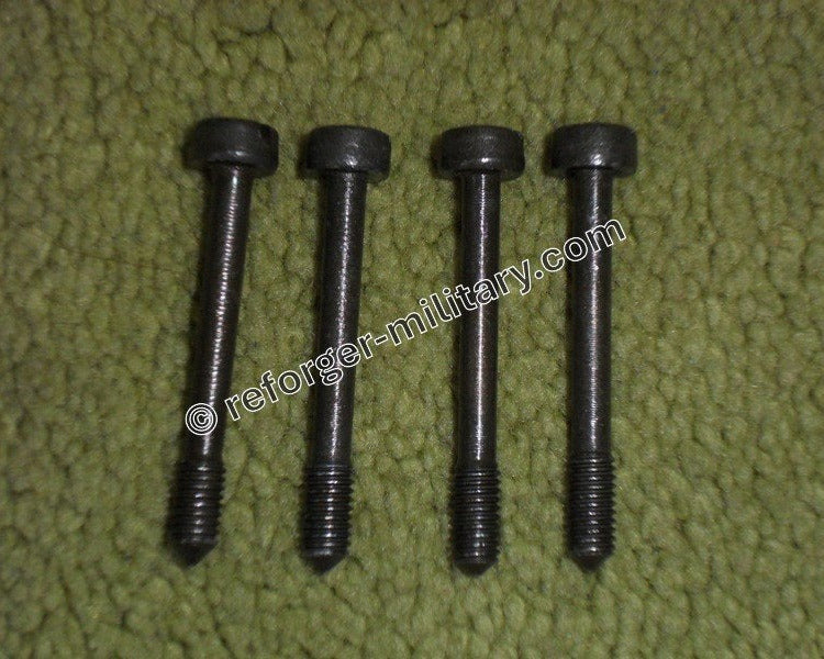 Schrauben zur Befestigung des PRC-77 Gehäuses