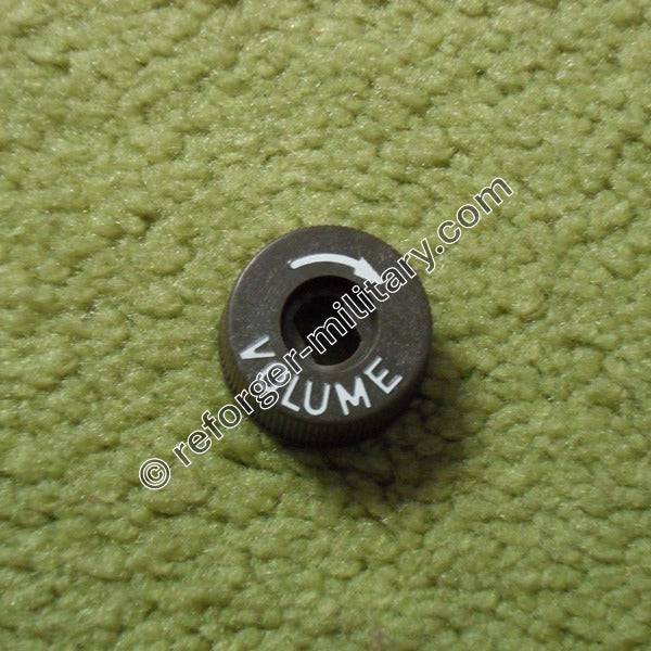 Drehknopf zur Lautstärkeregelung am PRC-6/6 Funkgerät