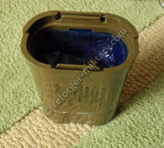 Detailansicht des SDU-5/E Flashguard Filters – Originaler Pilot Survival Strobe Light Aufsatz in Blau