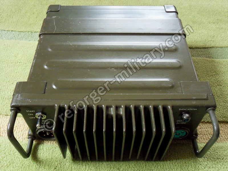 Gesamtansicht des originalen Telemit PP772B Militaerfunk DC Gleichstrom Spannungswandlers