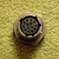 Gesamtansicht der U-318 U Einbaubuchse als Panel Receptacle Anschlussbuchse für das PRC-77 Funkgerät