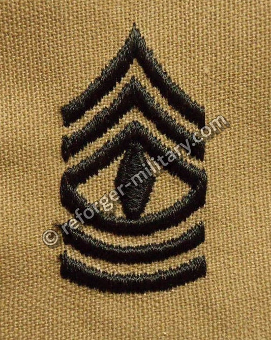 U.S. Army First Sergeant (1SG) Rangabzeichen Aufnäher – Desert Camo Rank Patch with Diamond for DCU Uniform.