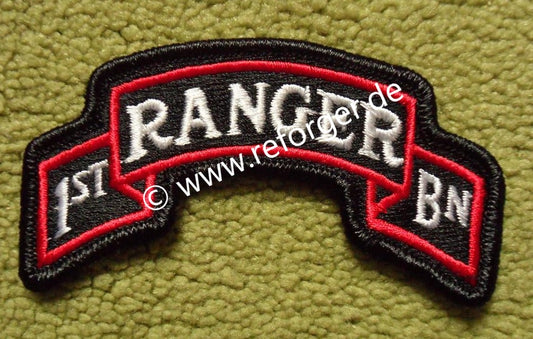 75th Ranger Regiment 1st Battalion Patch: Bogenförmiger Aufnäher mit weisem Schriftzug auf schwarzen Hintergrund