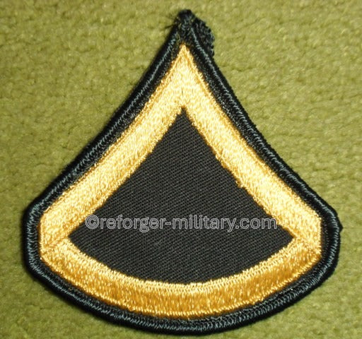 US Army Dienstgrad Private First Class, Aufnäher Chevron für Dress Green