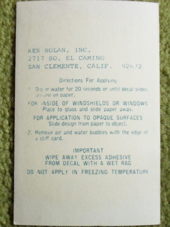 „Rückseite des US Army Dekoaufklebers der 199th Infantry Brigade, Detailansicht mit aufgedruckter Anleitung zur richtigen Handhabung