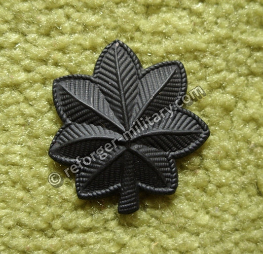 U.S. Army Lieutenant Colonel (LTC) Rangabzeichen – Subdued Black Oak Leaf Pin (Variante 2)