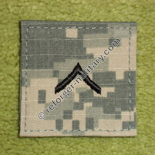 US-Army-Dienstgrad Private – gestickter Rank Patch im ACU-Digital-Tarnmuster