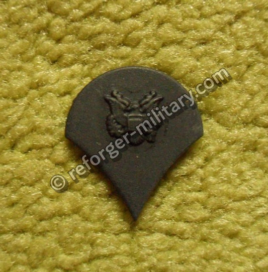 U.S. Army Specialist 4 (SP4 / SPC) Rangabzeichen aus Metall – Subdued Rank Insignia Pin for BDU Uniform