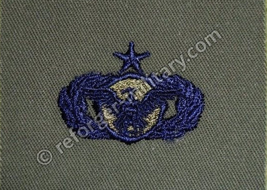 Gesamtansicht des USAF Security Police Qualification Badges in der Senior Ausführung
