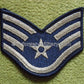 Air Force Dienstgrad Staff Sergeant (SSgt) – Chevron Aufnäher Blau und Weiß 