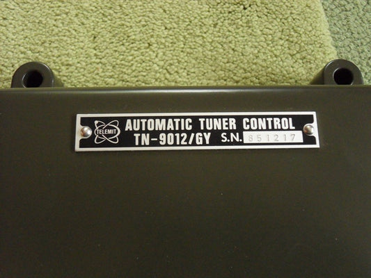 TN-9012/GY Militär Antennentuner