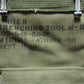 Aufgedruckte Bezeichnung des Canvas Cover für Klappspaten M1956 US Militär