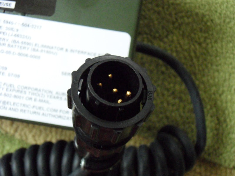 Adapter Battery Eliminator J-6632/U